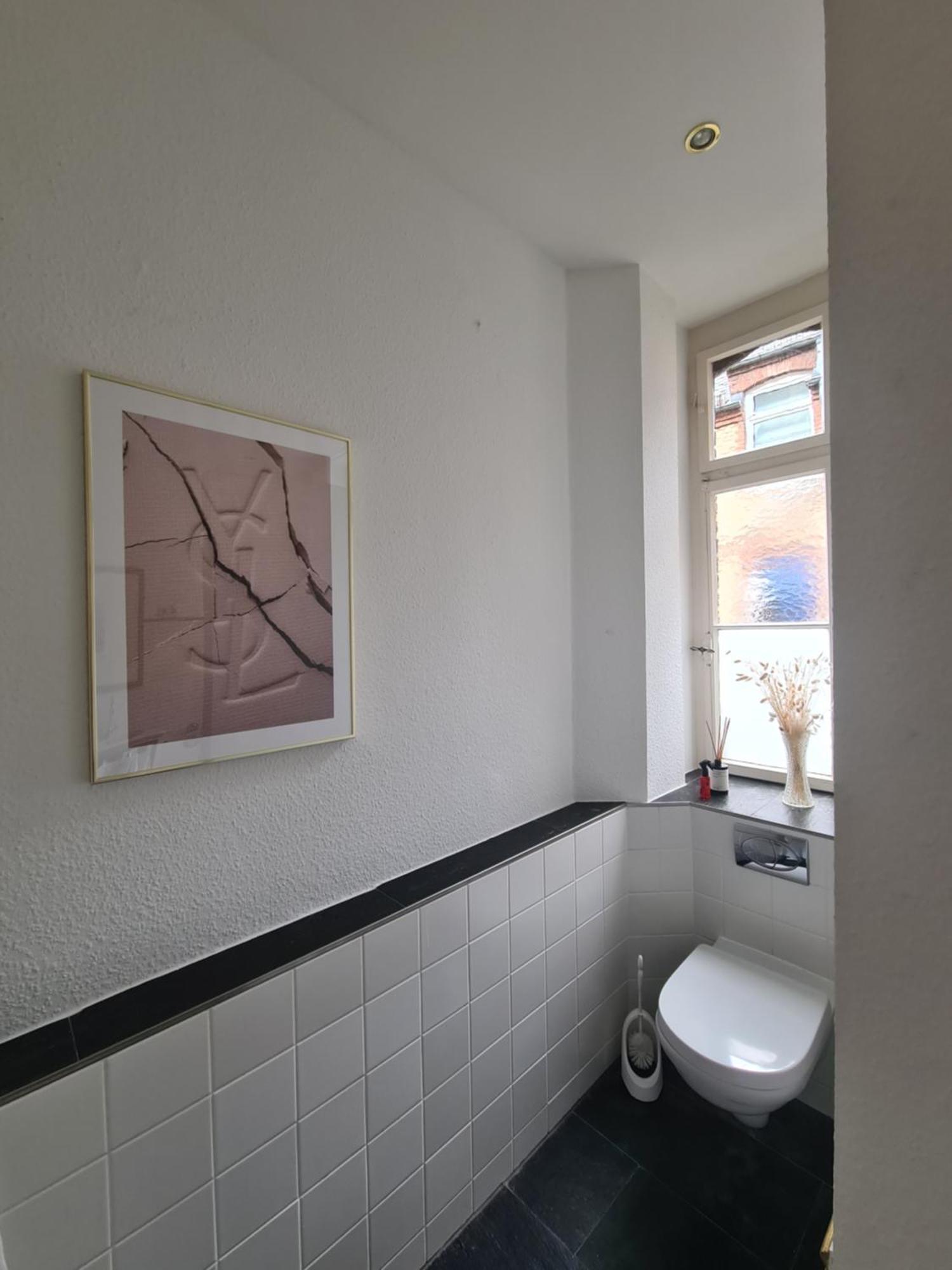 Home Away From Home Stylish Central Netflix Kitchen Wiesbaden Luaran gambar
